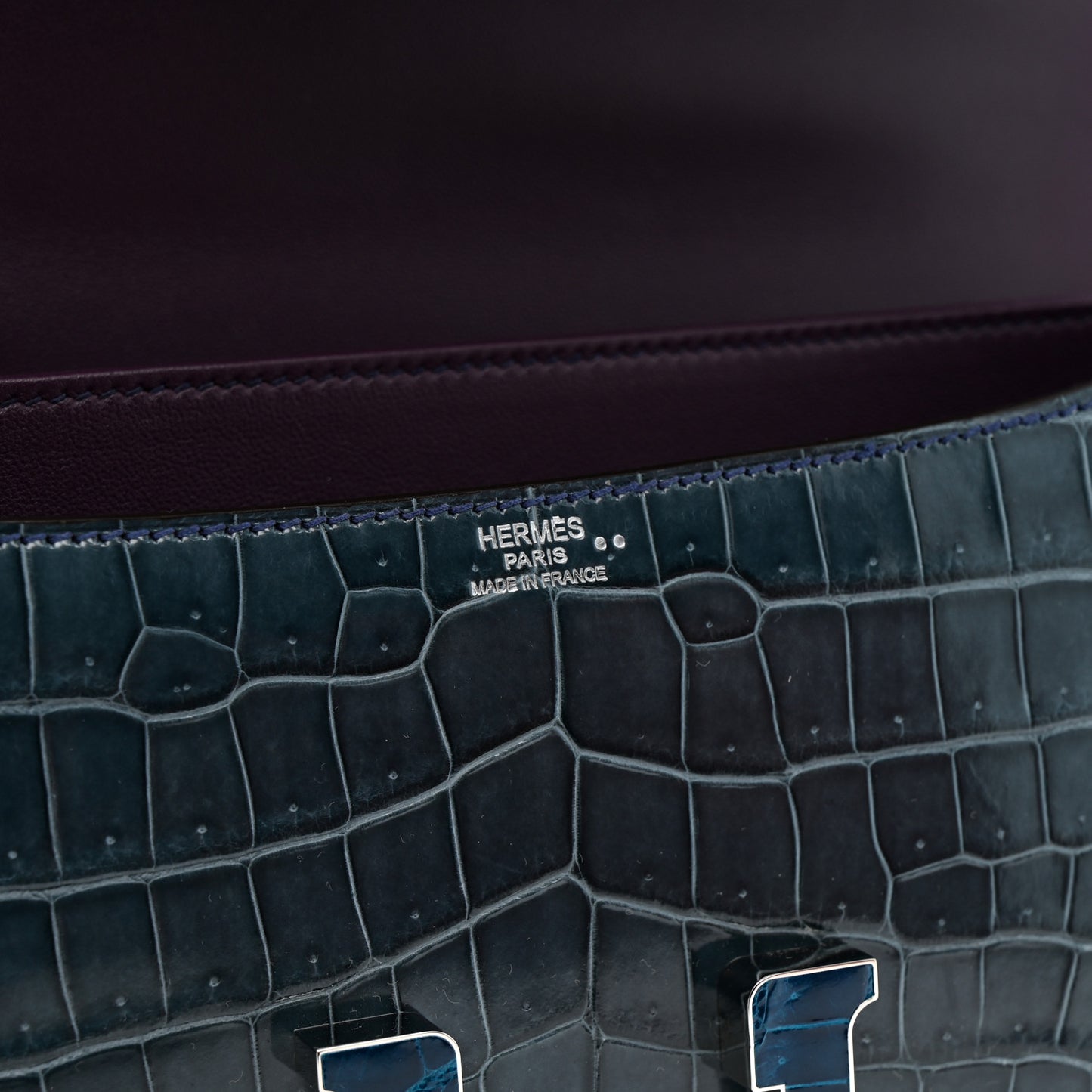 Shiny Niloticus Crocodile Constance Elan 25 Cassis Bleu Izmir Bleu Tempete