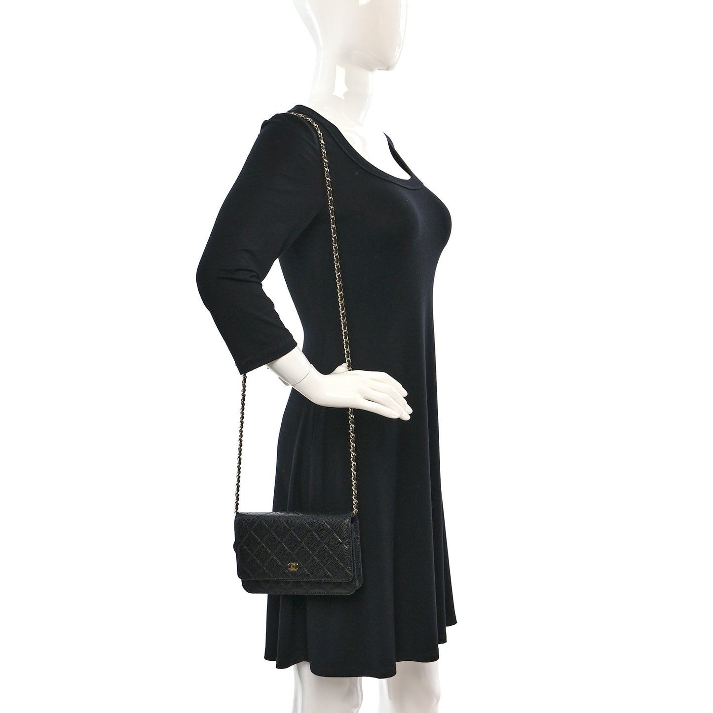 Caviar Quilted Wallet on Chain WOC Black