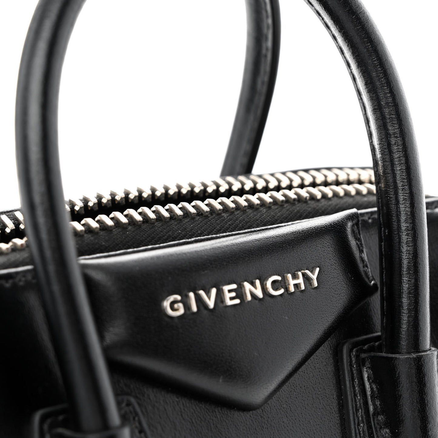 Shiny Lord Calfskin Mini Antigona Black