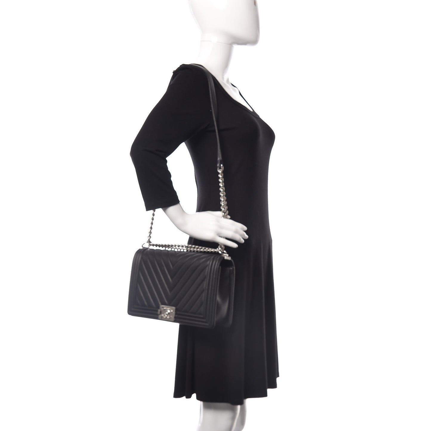 Calfskin Chevron Quilted New Medium Boy Flap Black