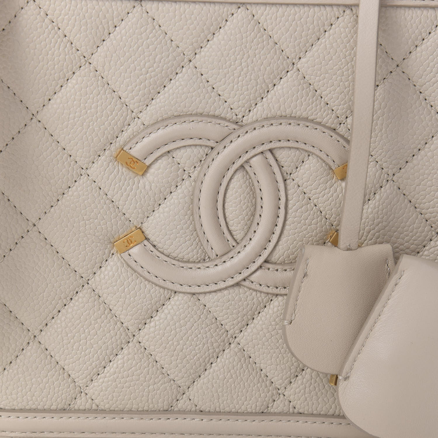 Chanel Caviar Quilted Medium CC Filigree Vanity Case Light Beige 10 of 11
