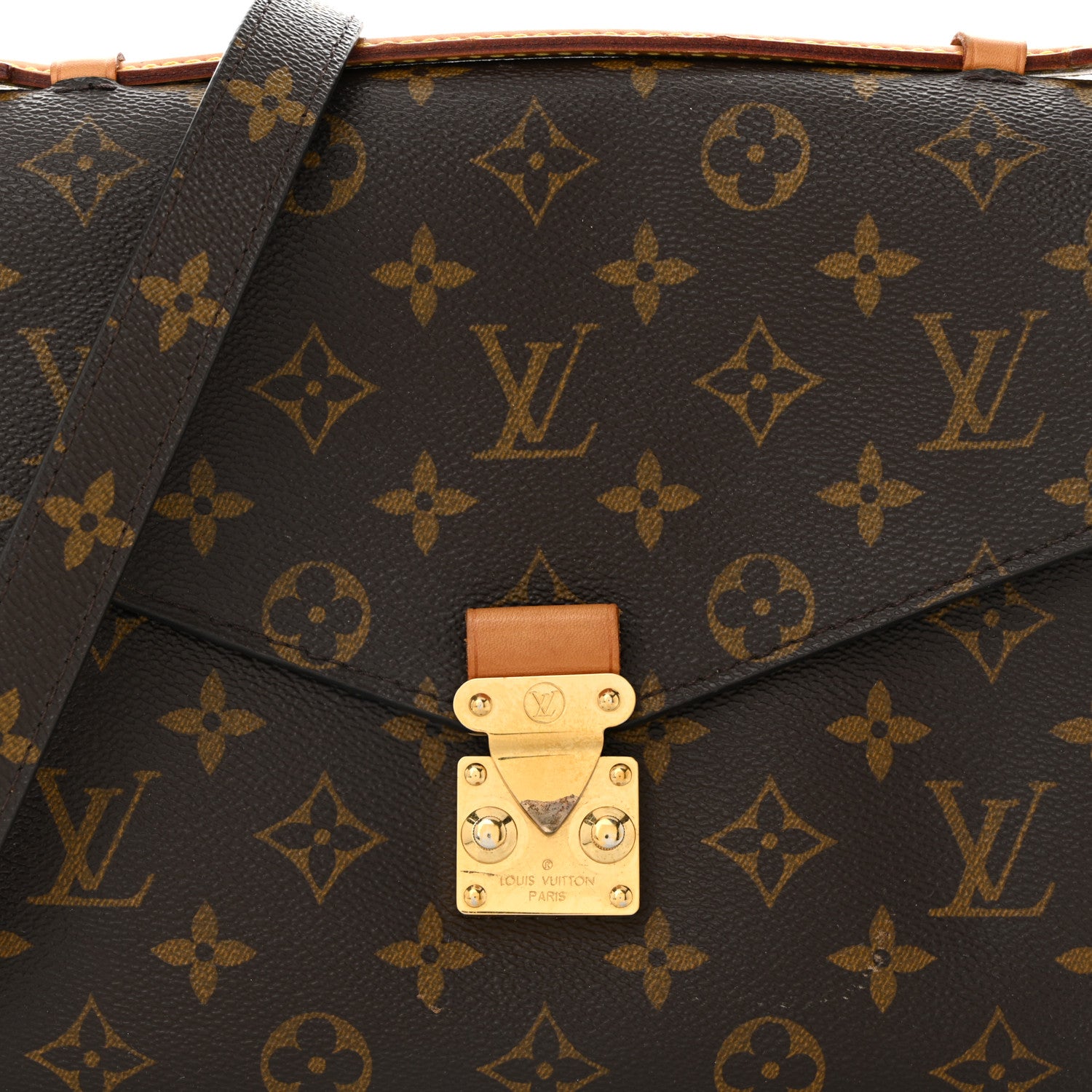 Louis Vuitton Monogram Pochette Metis 9 of 12