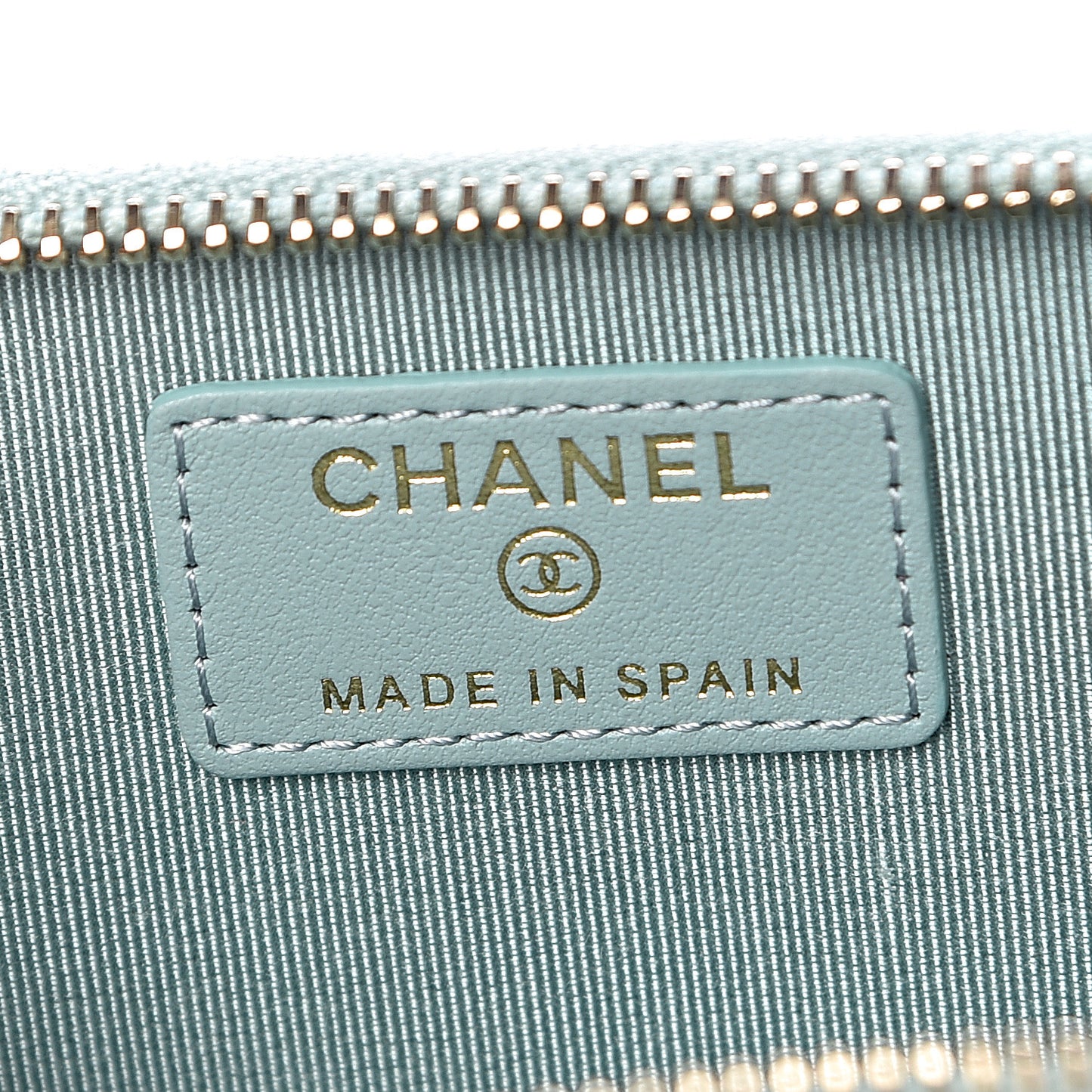 Patent Quilted Key Holder Case Blue