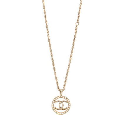 Chanel Pearl CC Round Pendant Necklace Gold 1 of 4