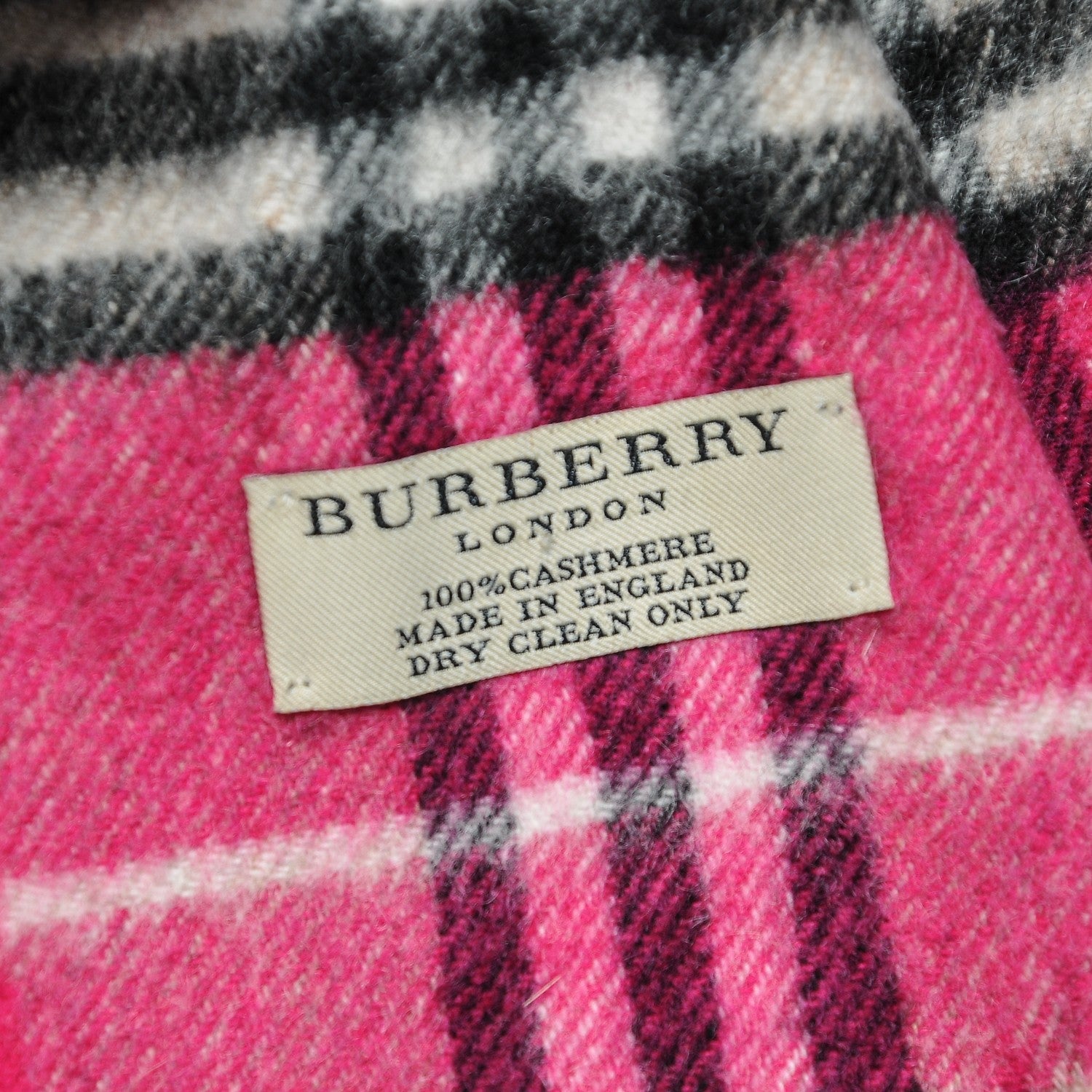 Burberry Cashmere Check Fringe Scarf Pink 4 of 4