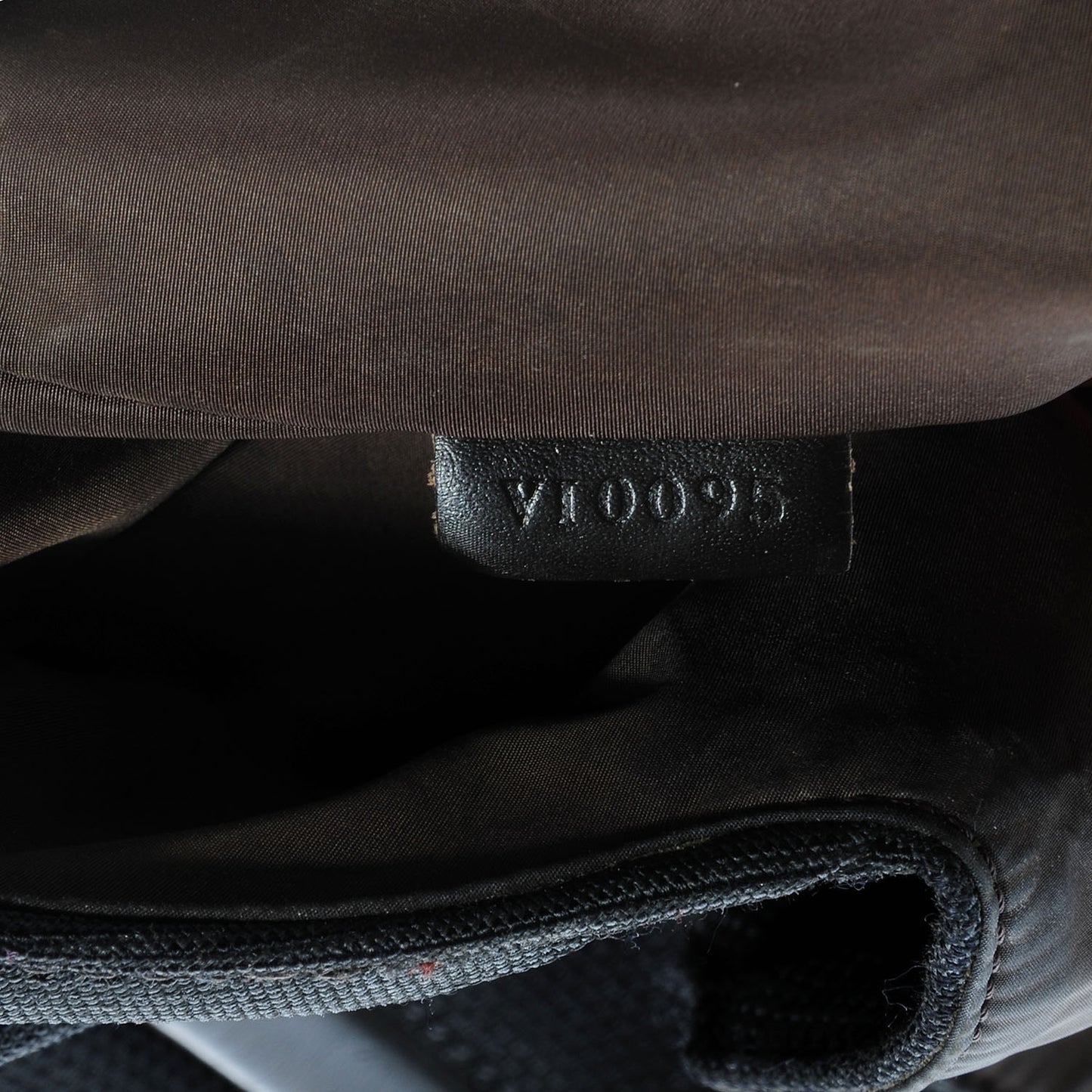 Damier Geant Messenger Bag Black