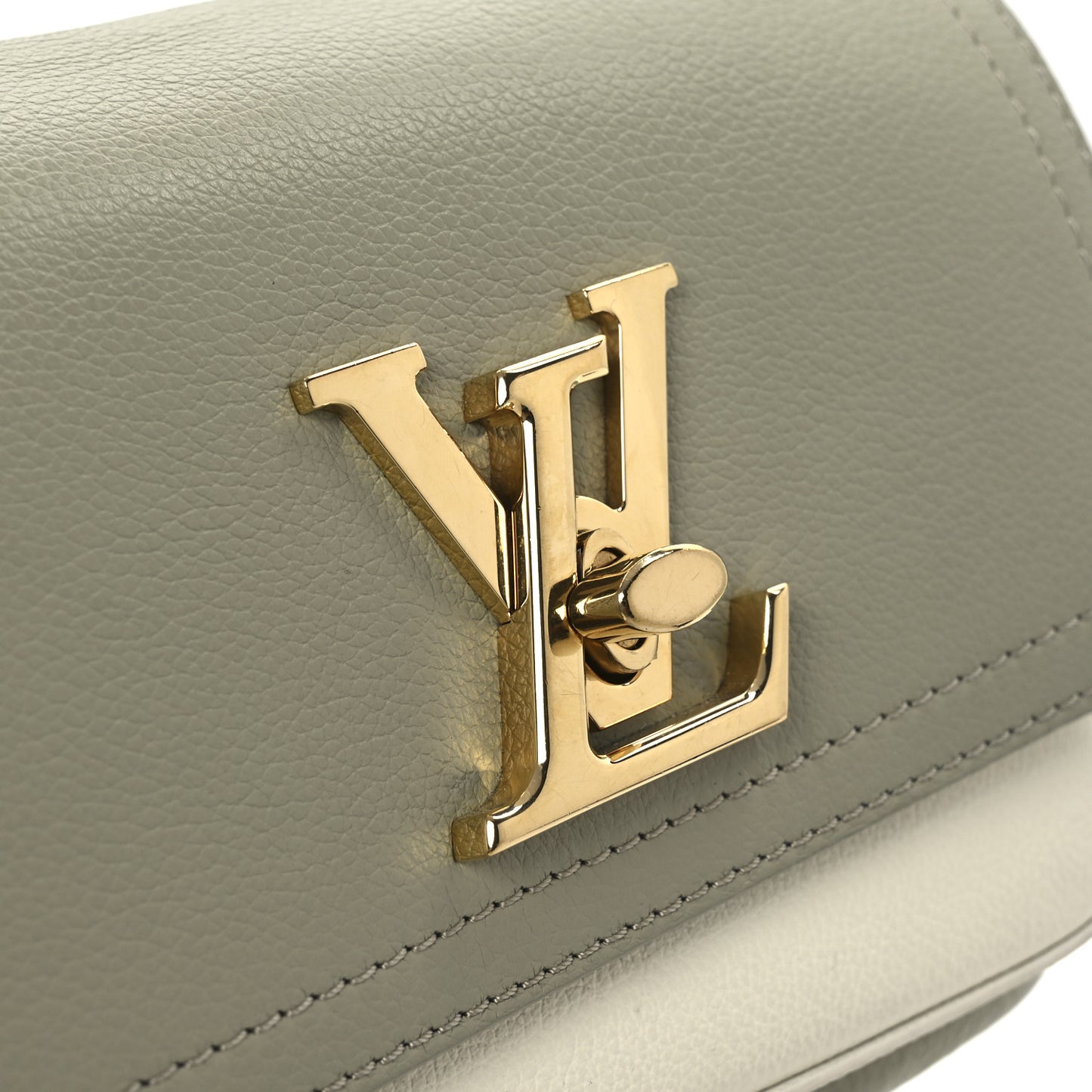 Grained Calfskin Lockme Tender Asnieres Green