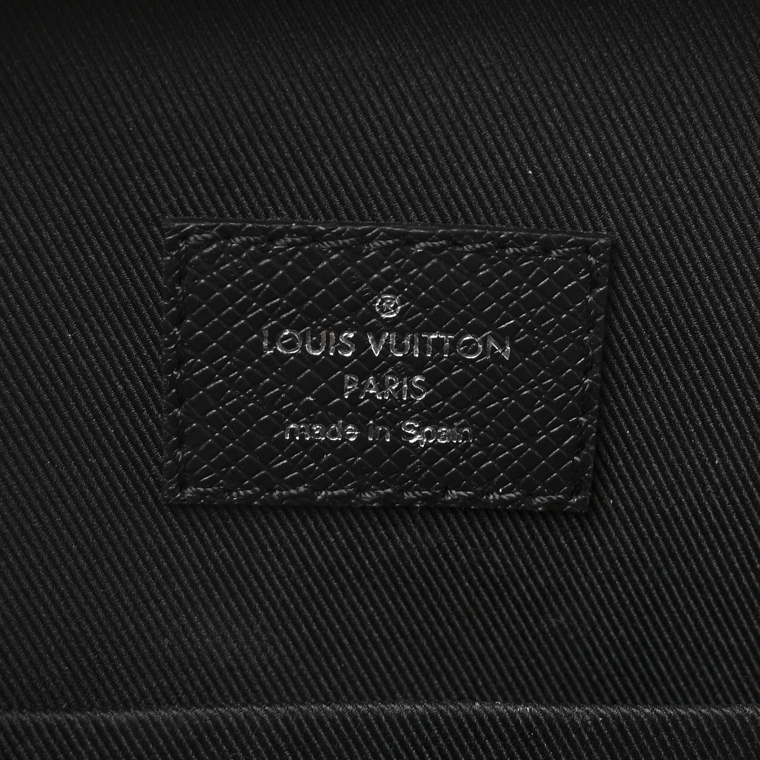 Louis Vuitton Taigarama Outdoor Slingbag Black 6 of 10