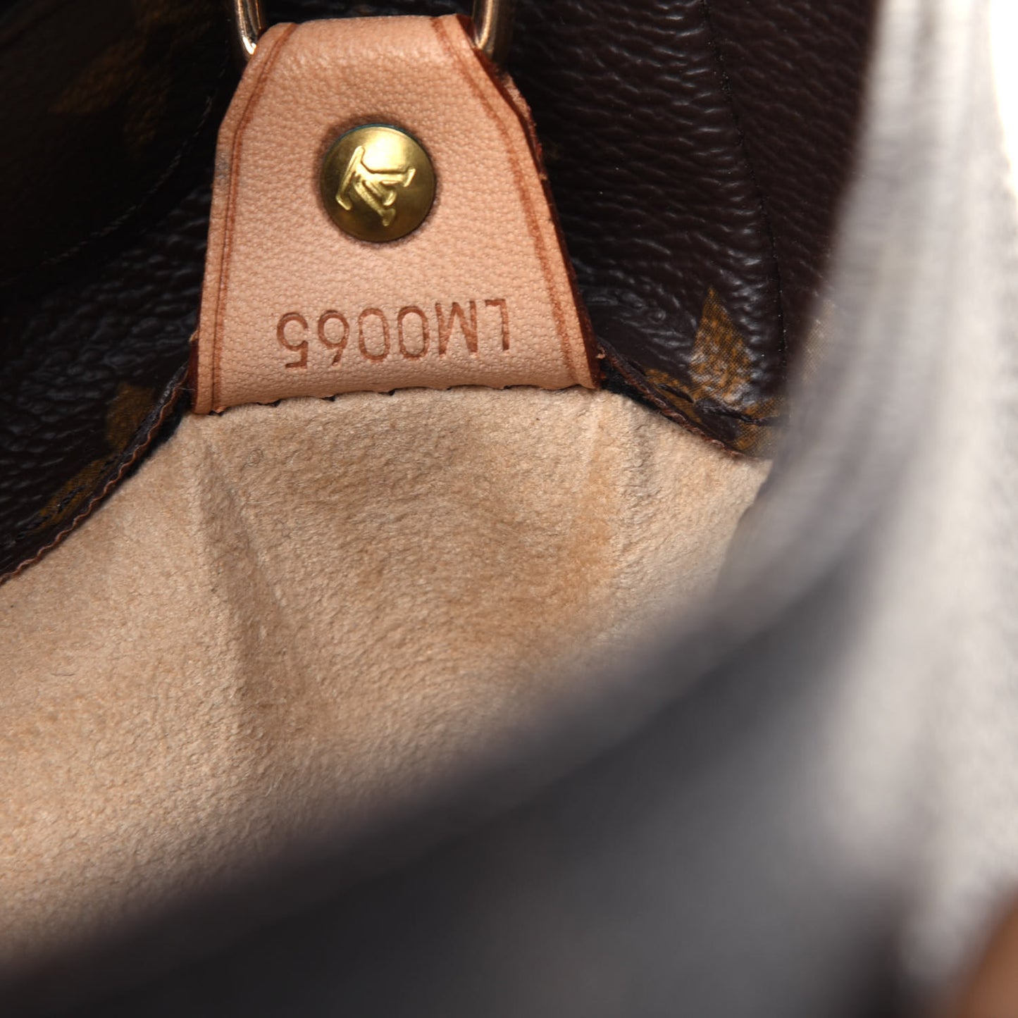 Monogram Luco