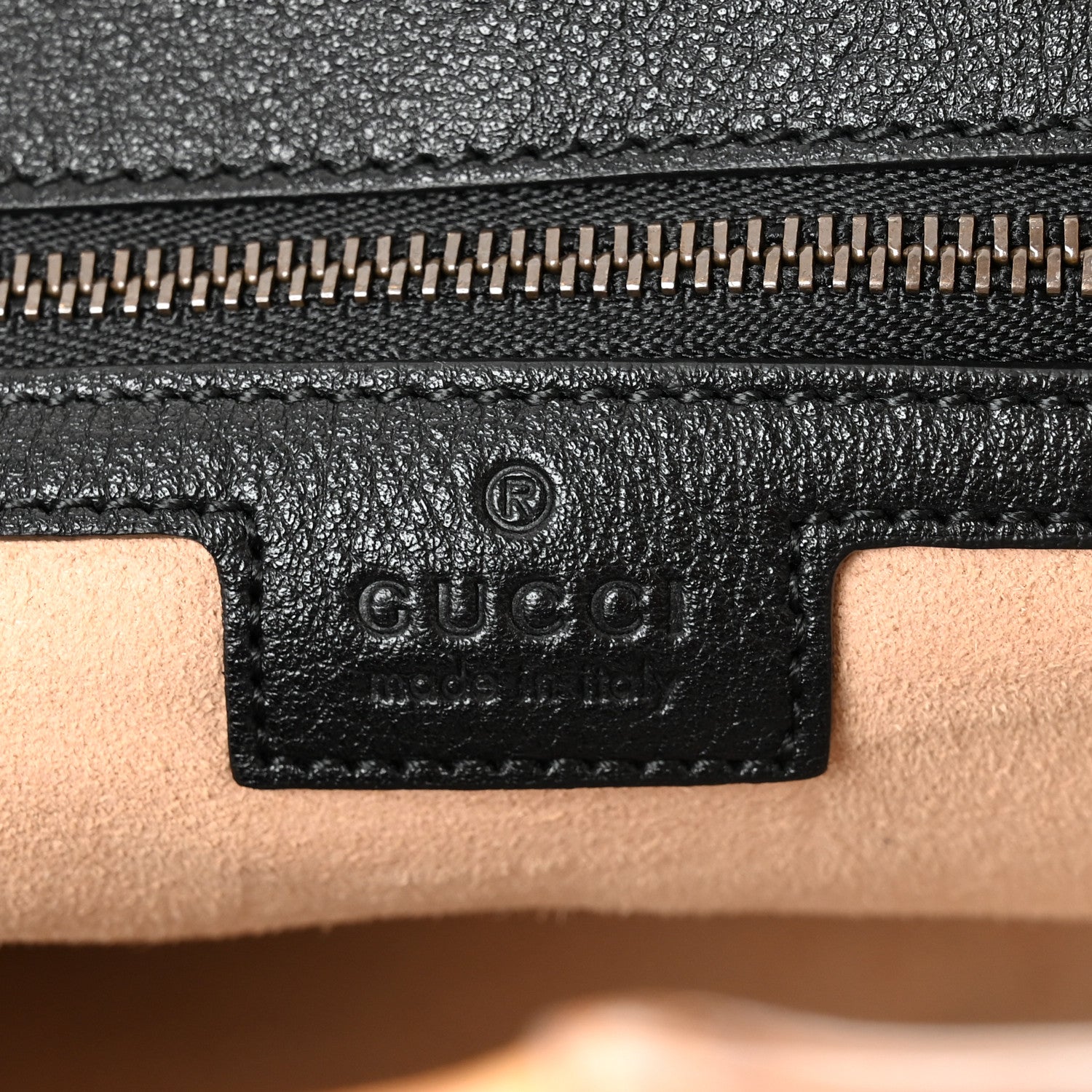 Gucci Softy Wonka Textured Dollar Calfskin Medium Diana Shoulder Bag Black Dusty Grey 7 of 11