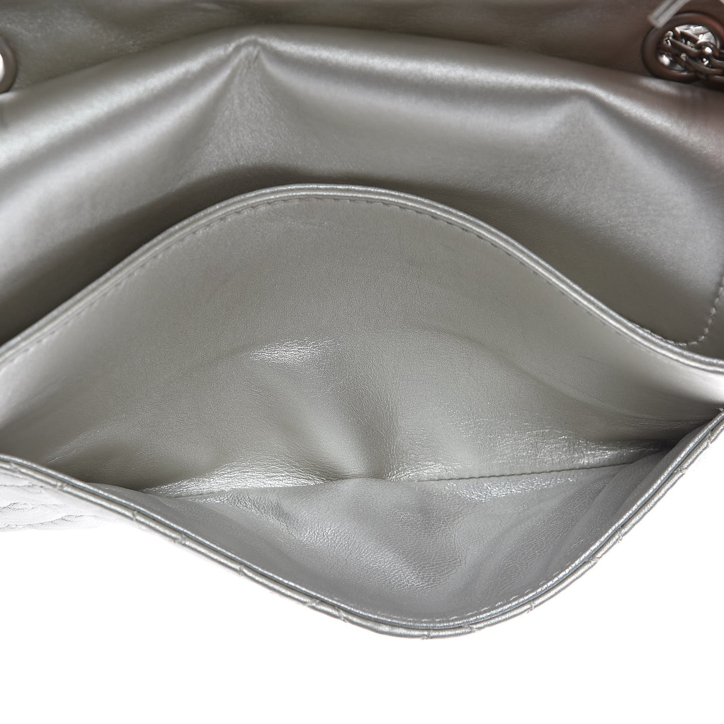 Metallic Aged Calfskin 2.55 Reissue 225 Flap Silver