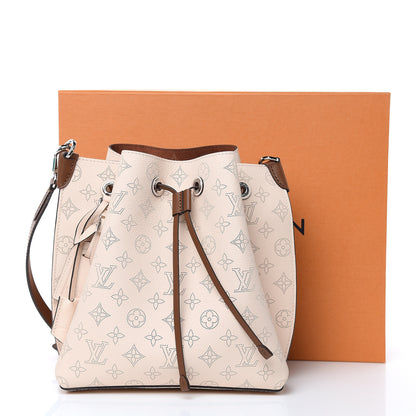 Louis Vuitton Mahina Muria Creme 10 of 10