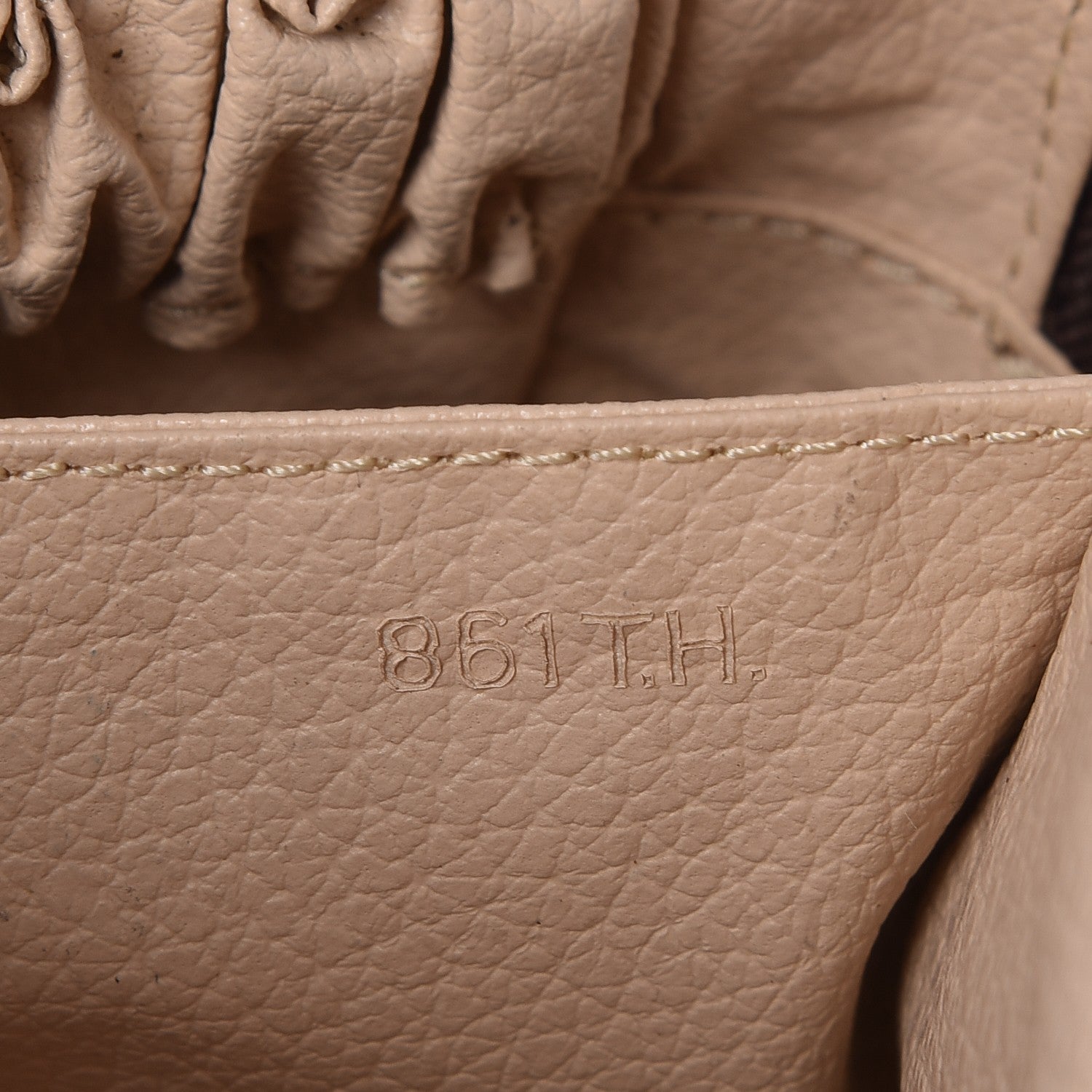 Louis Vuitton Monogram Trousse Toilette 23 8 of 8