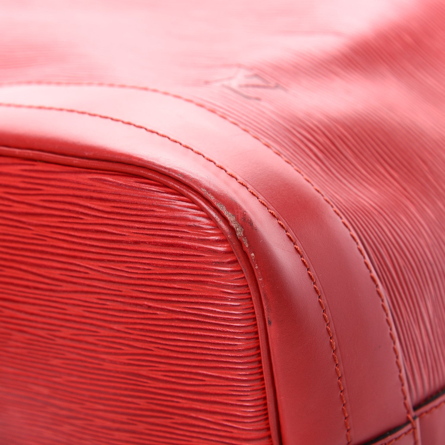 Louis Vuitton Epi Noe Castillan Red 9 of 15