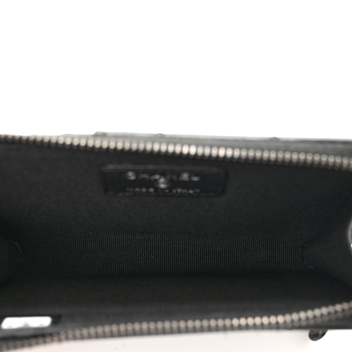 Pearly Lambskin Quilted Zip Card Holder So Black