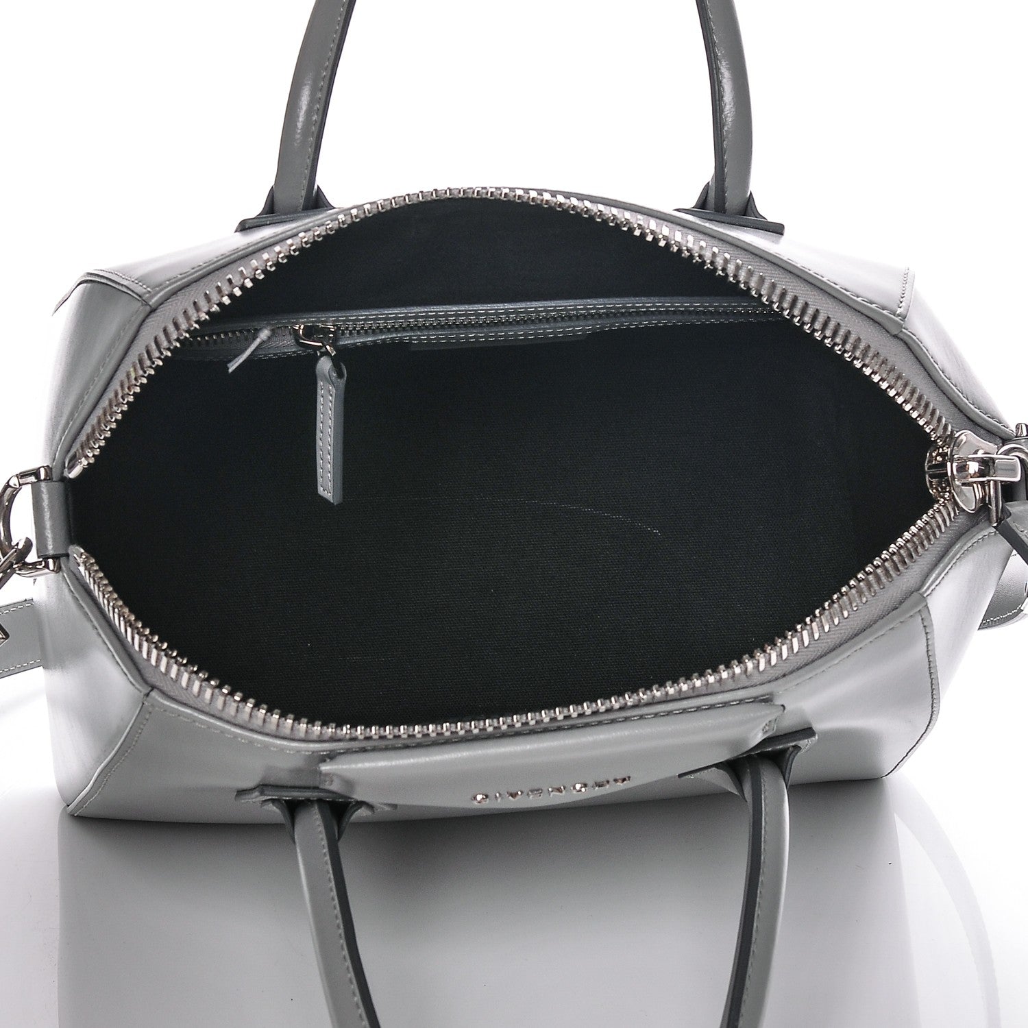 Givenchy Shiny Lord Calfskin Small Antigona Pearl Grey 5 of 7