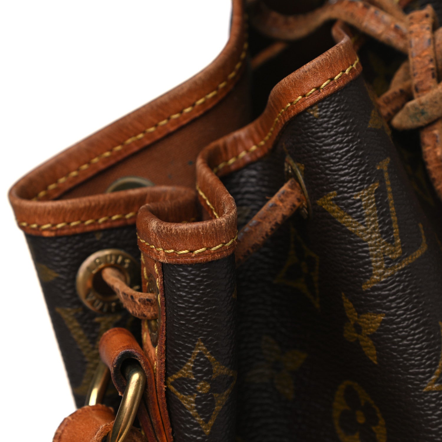 Louis Vuitton Monogram Petit Noe 19 of 23