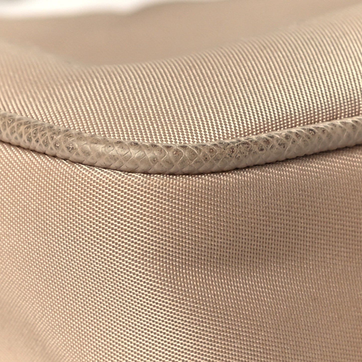 Nylon Re-Edition 2005 Shoulder Bag Deserto