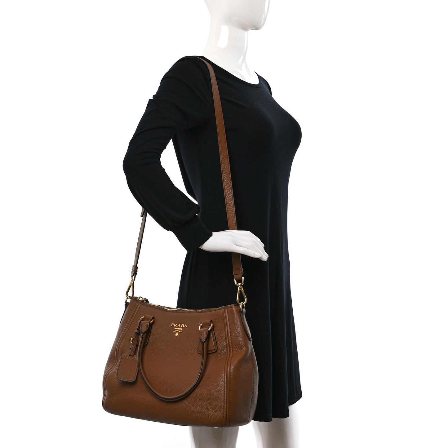 Vitello Phenix Shoulder Bag Cannella