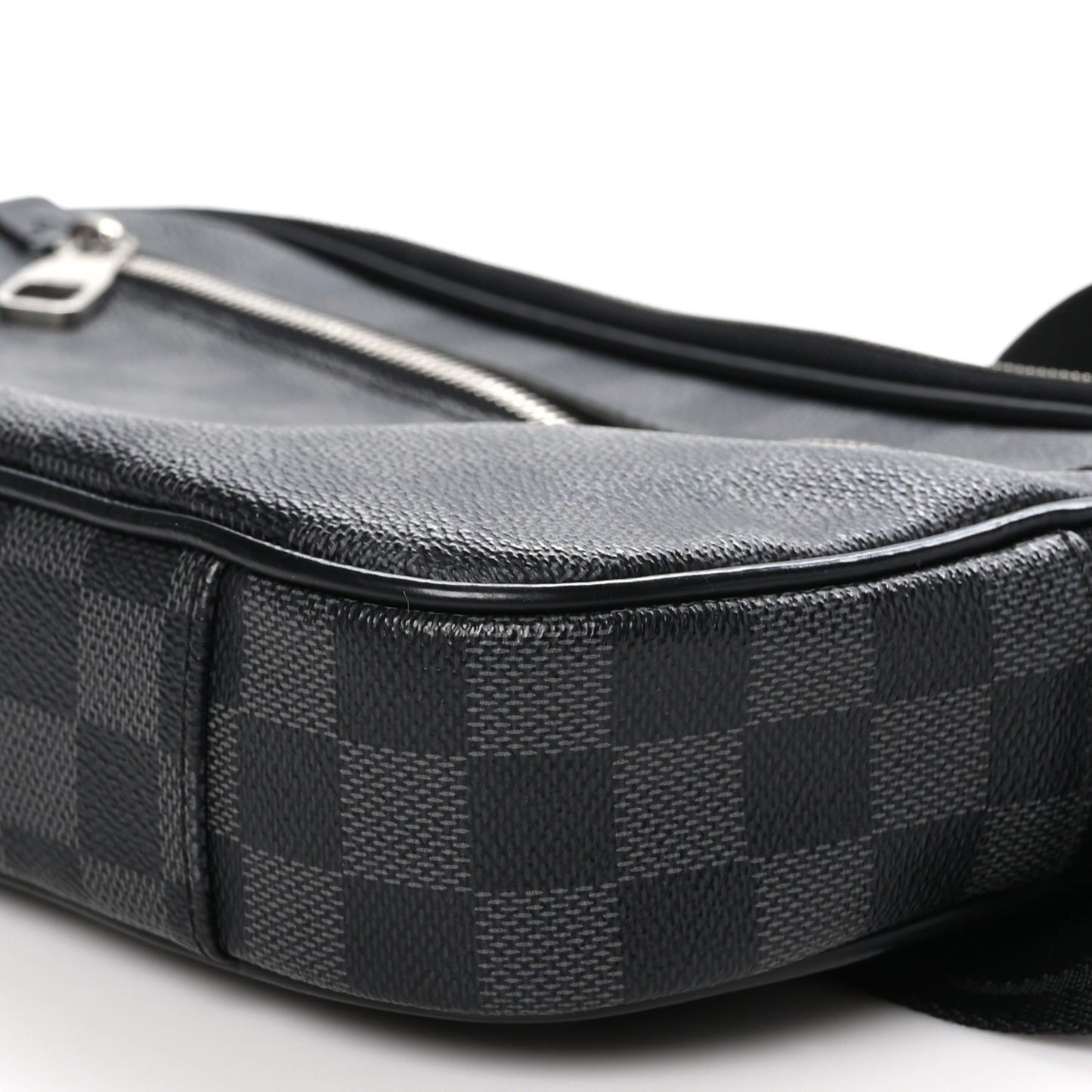 Damier Graphite Ambler