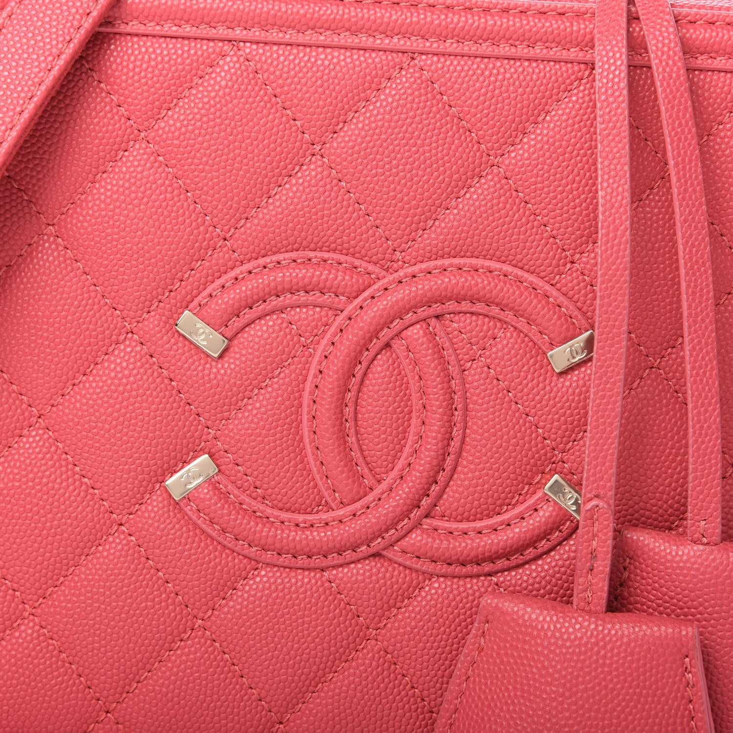 Chanel Caviar Quilted Medium CC Filigree Vanity Case Pink 10 of 11