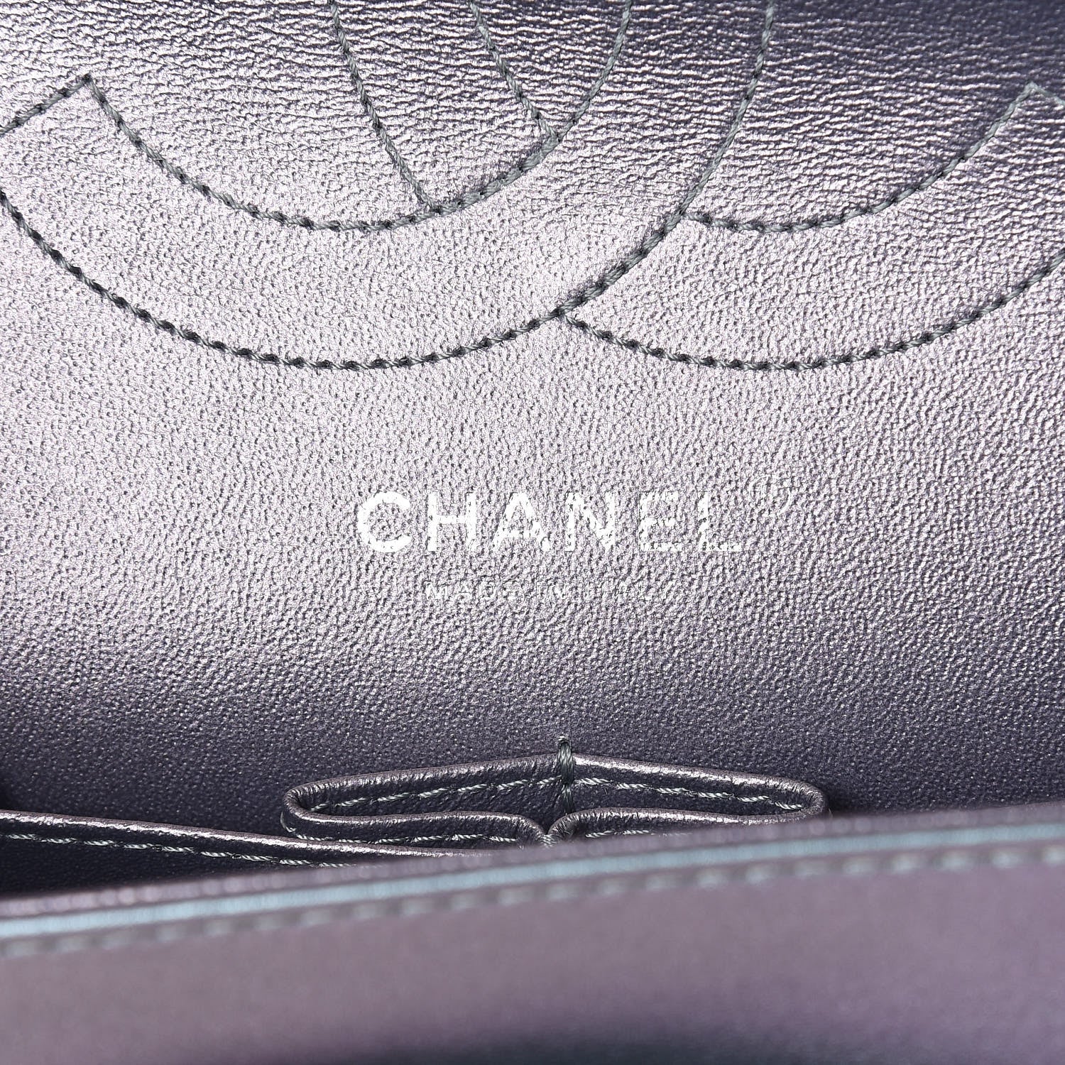 Chanel Iridescent Lambskin Quilted 2.55 Reissue 226 Flap Light Purple 6 of 12