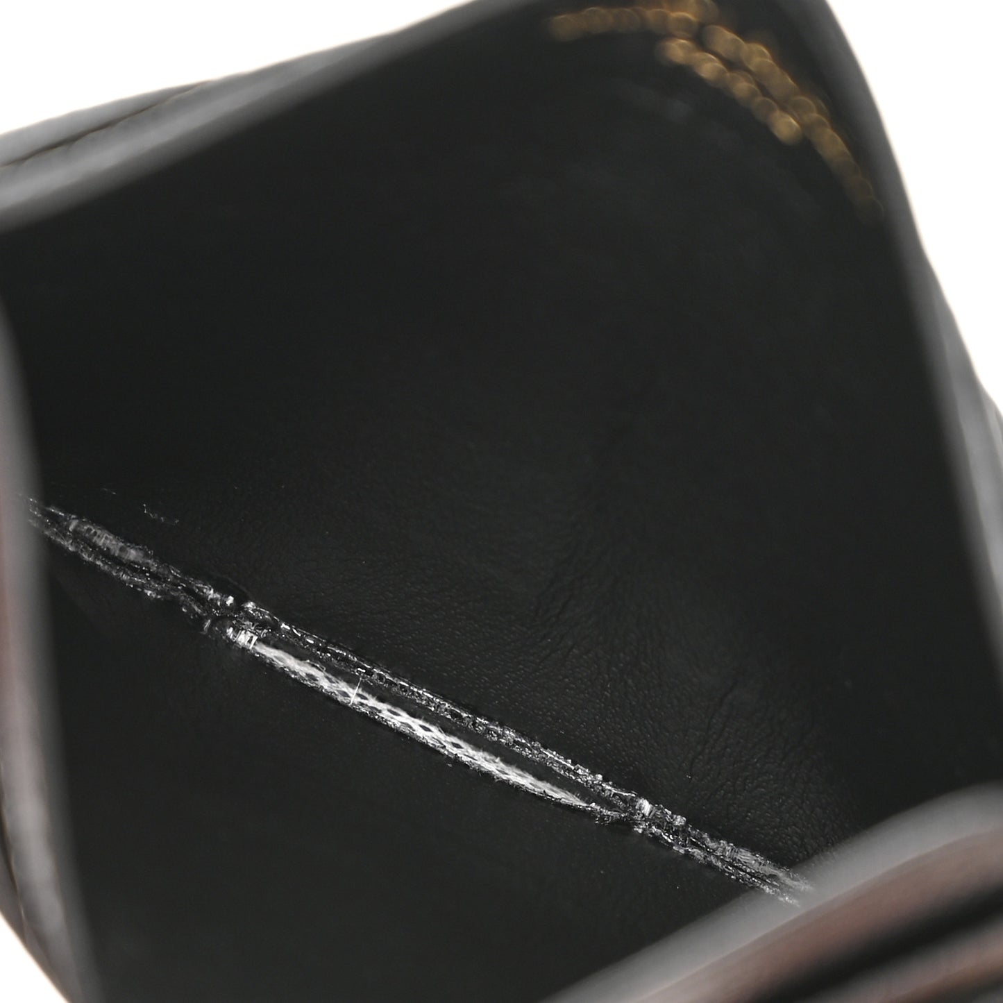 Grain De Poudre Matelasse Chevron Monogram Credit Card Case Black