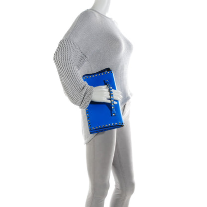 Valentino Garavani Nappa Rockstud Wristlet Clutch Blue Fluo 2 of 8