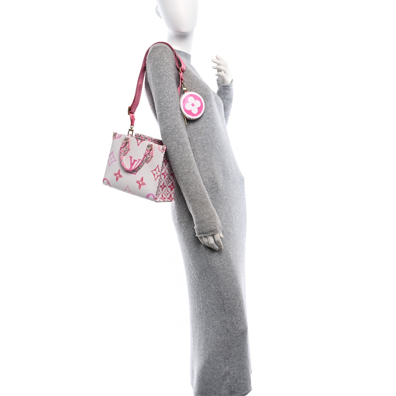 Louis Vuitton Monogram Giant By The Pool 2.0 Onthego PM Pink 2 of 9