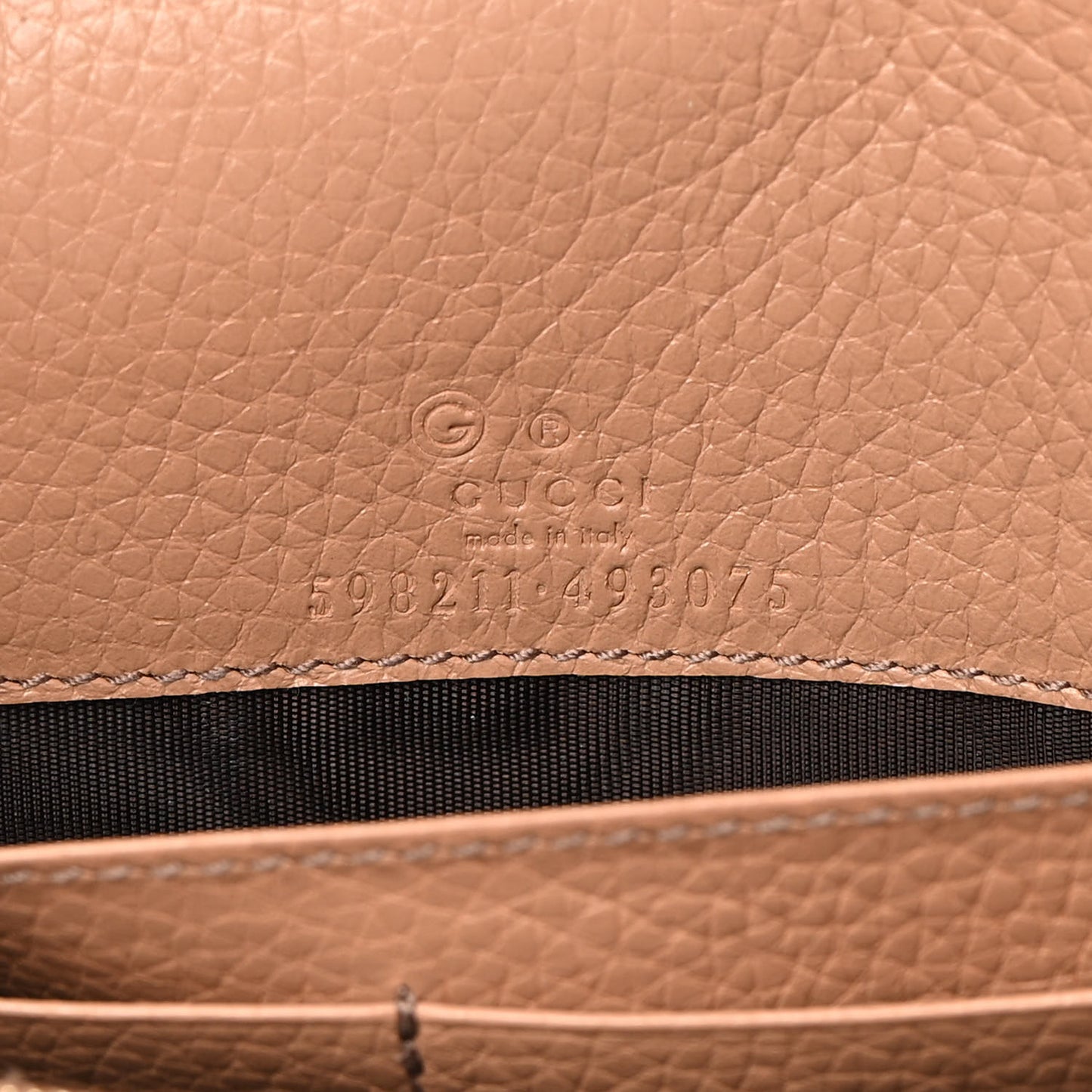 Pebbled Calfskin Soho Wallet on Chain Camelia