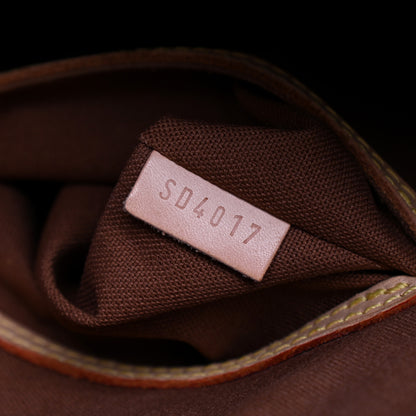 Louis Vuitton Monogram Alma PM 7 of 10