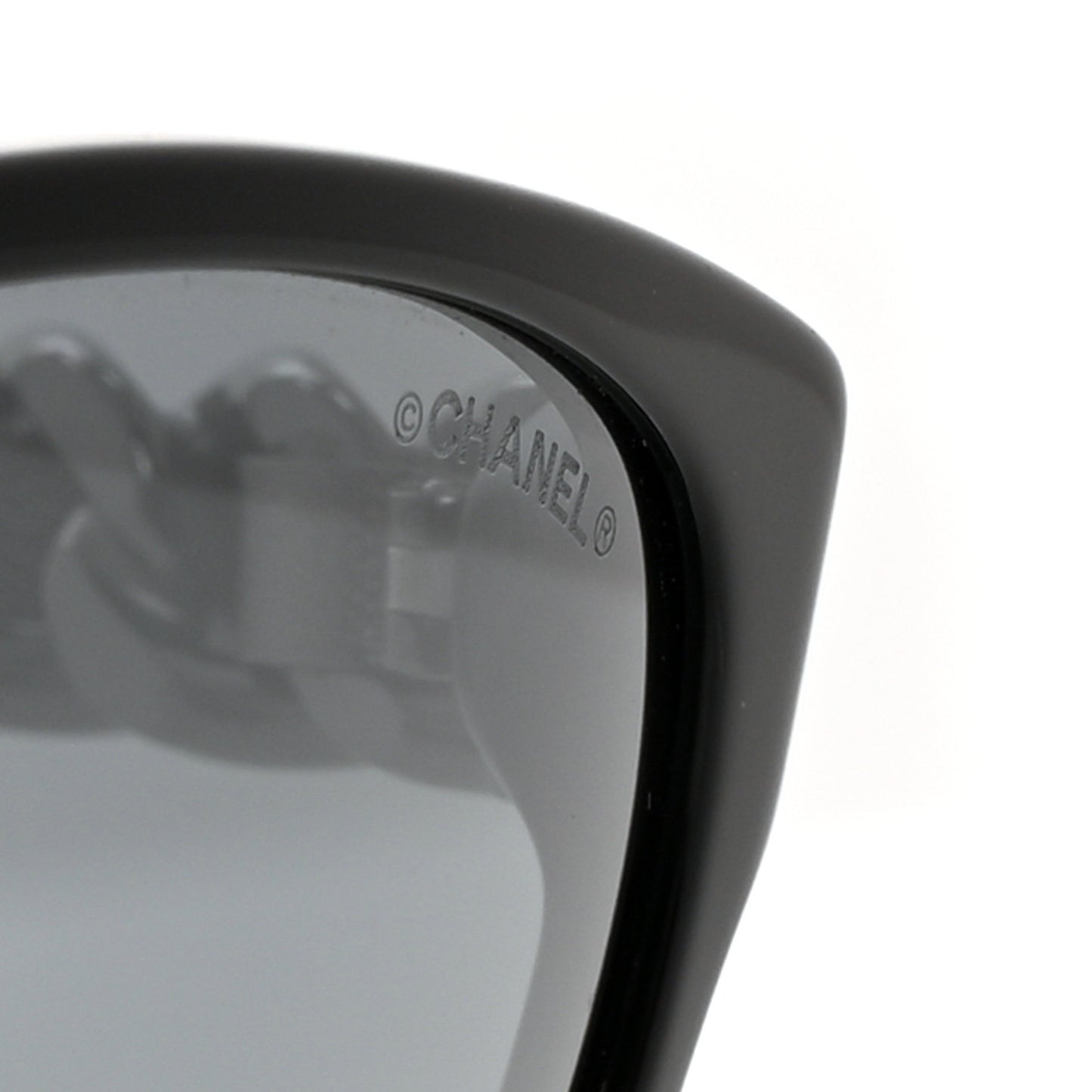 Cat Eye Chain Polarized Sunglasses 5215-Q Black