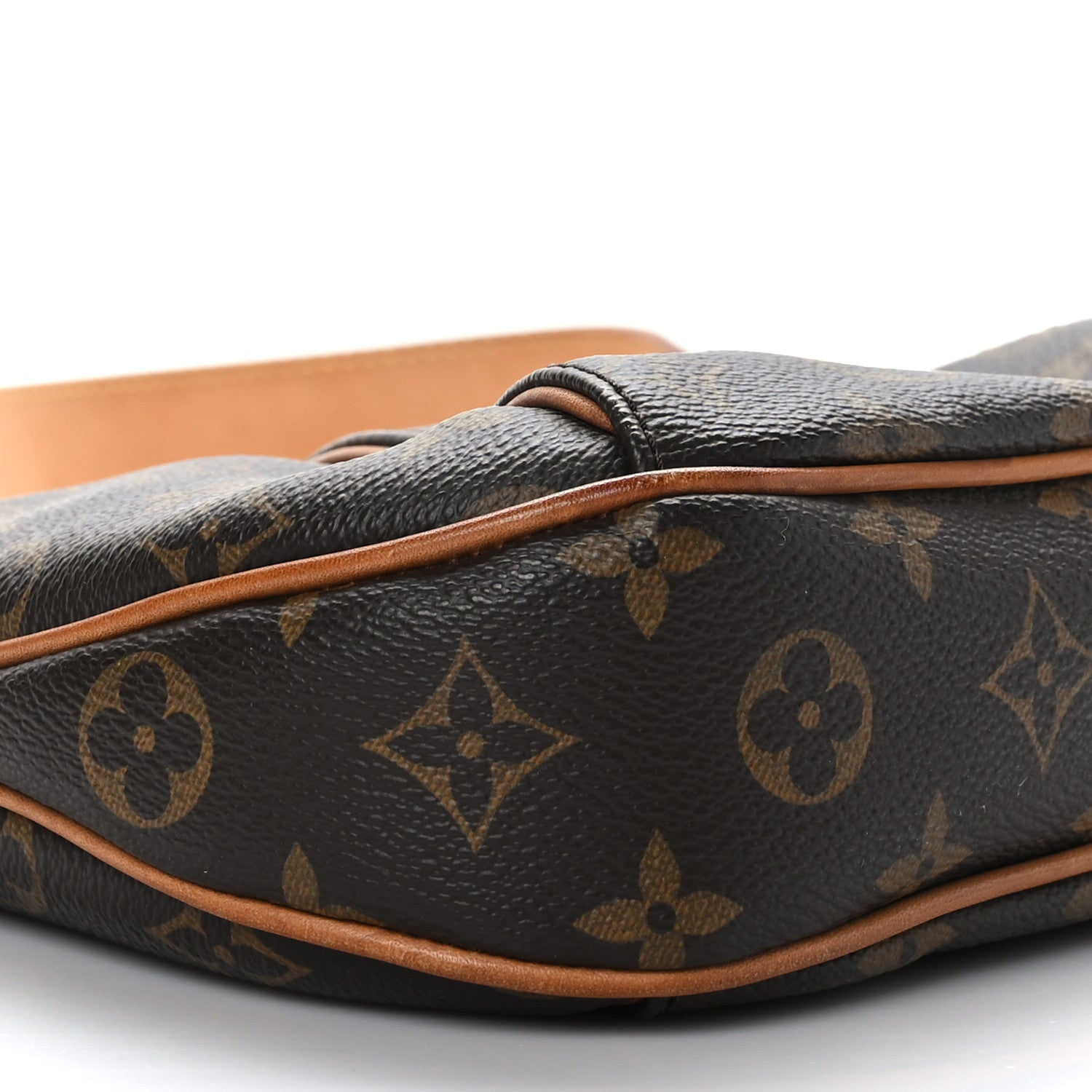 Louis Vuitton Monogram Thames PM 7 of 8