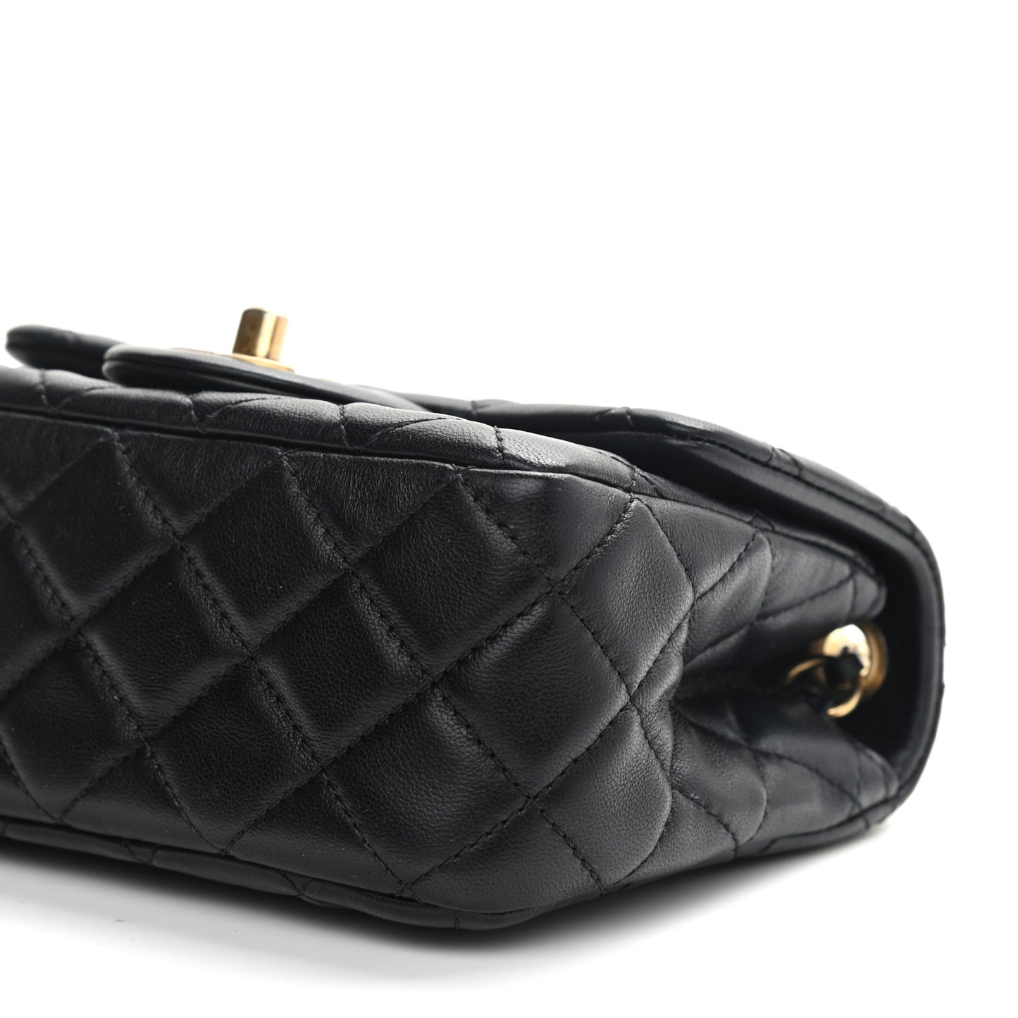 Lambskin Quilted Mini Pearl Crush Flap Black