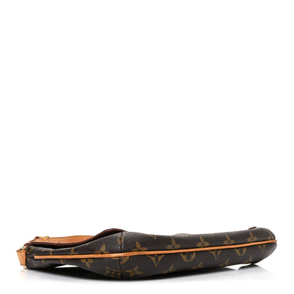 Louis Vuitton Monogram Musette Tango 4 of 10