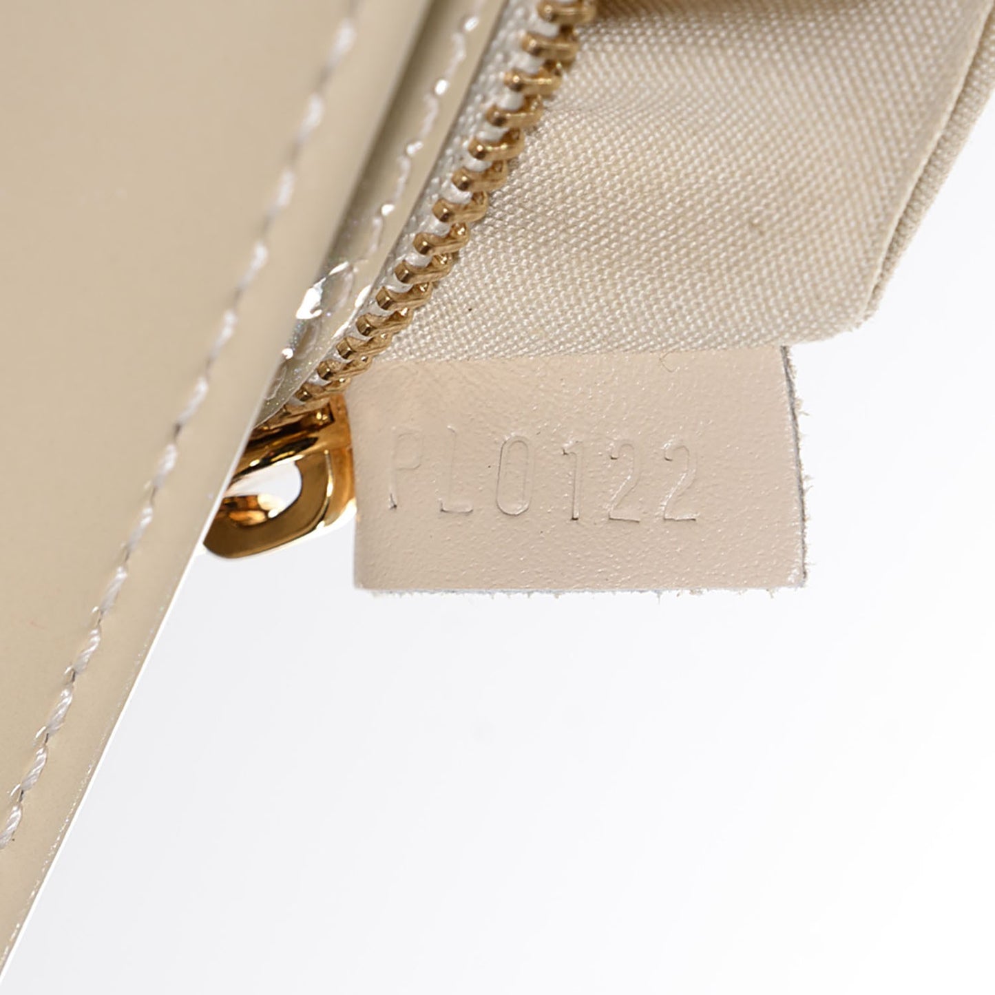 Patent Sobe Clutch Blanc Corail