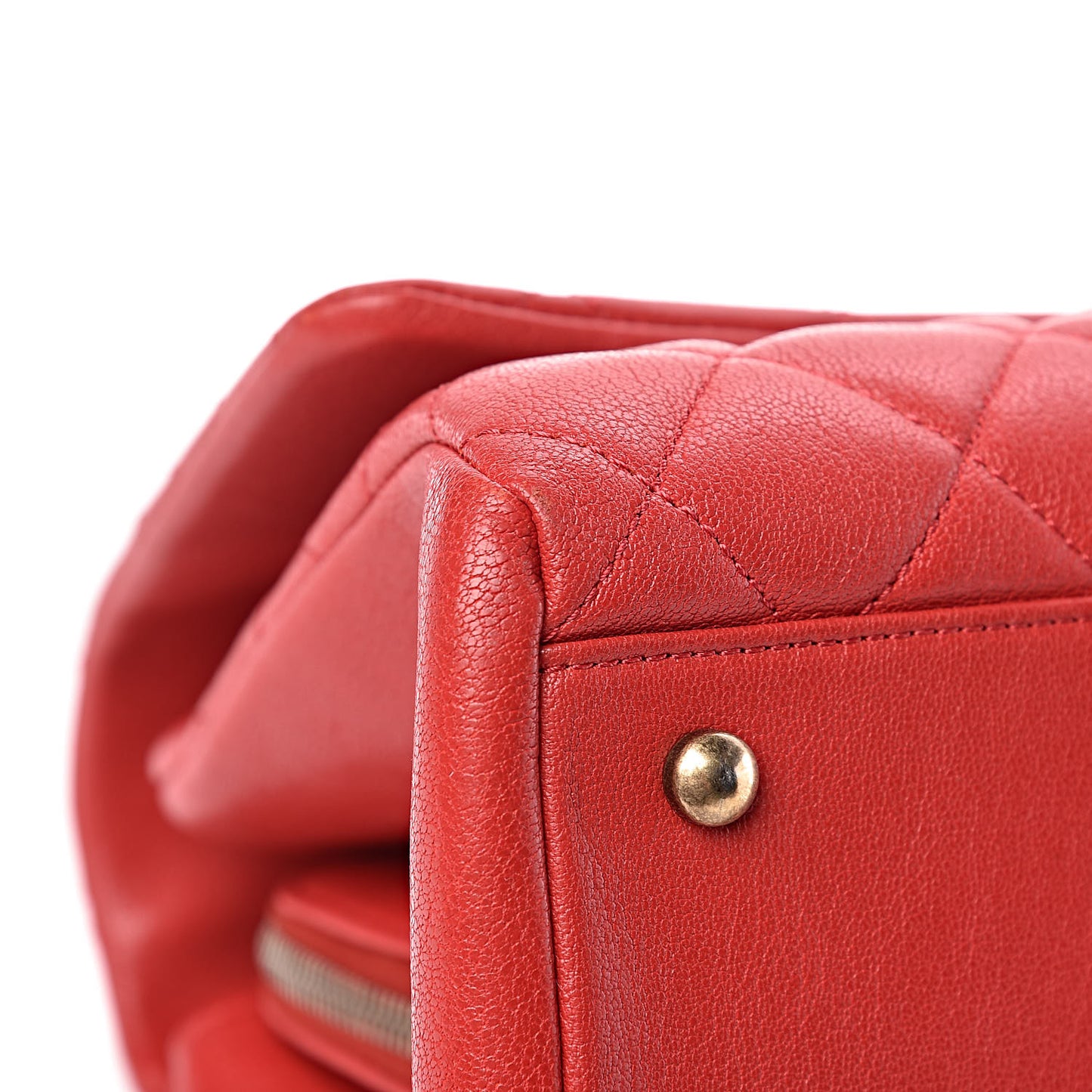 Shiny Sheepskin Quilted Large Trapezio Flap Red