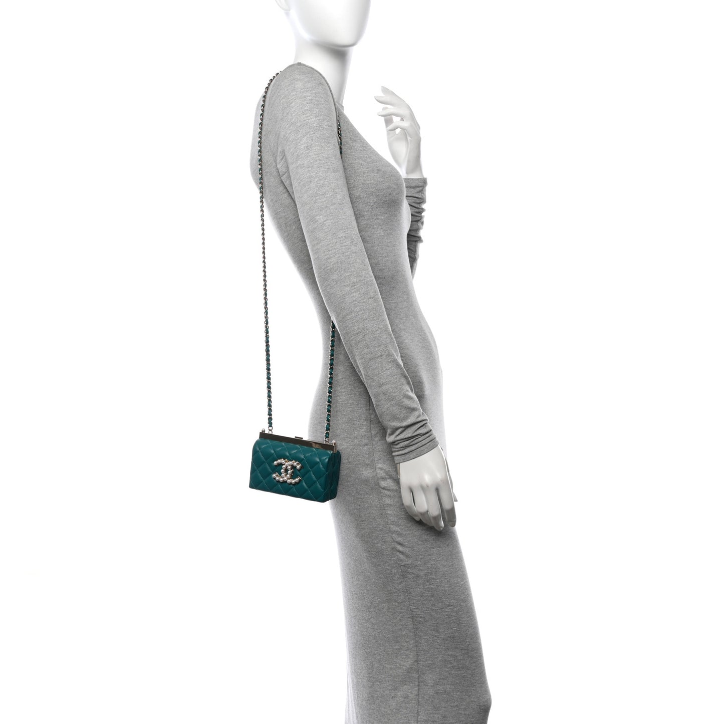 Lambskin Quilted Pearl CC Vanity Case Turquoise