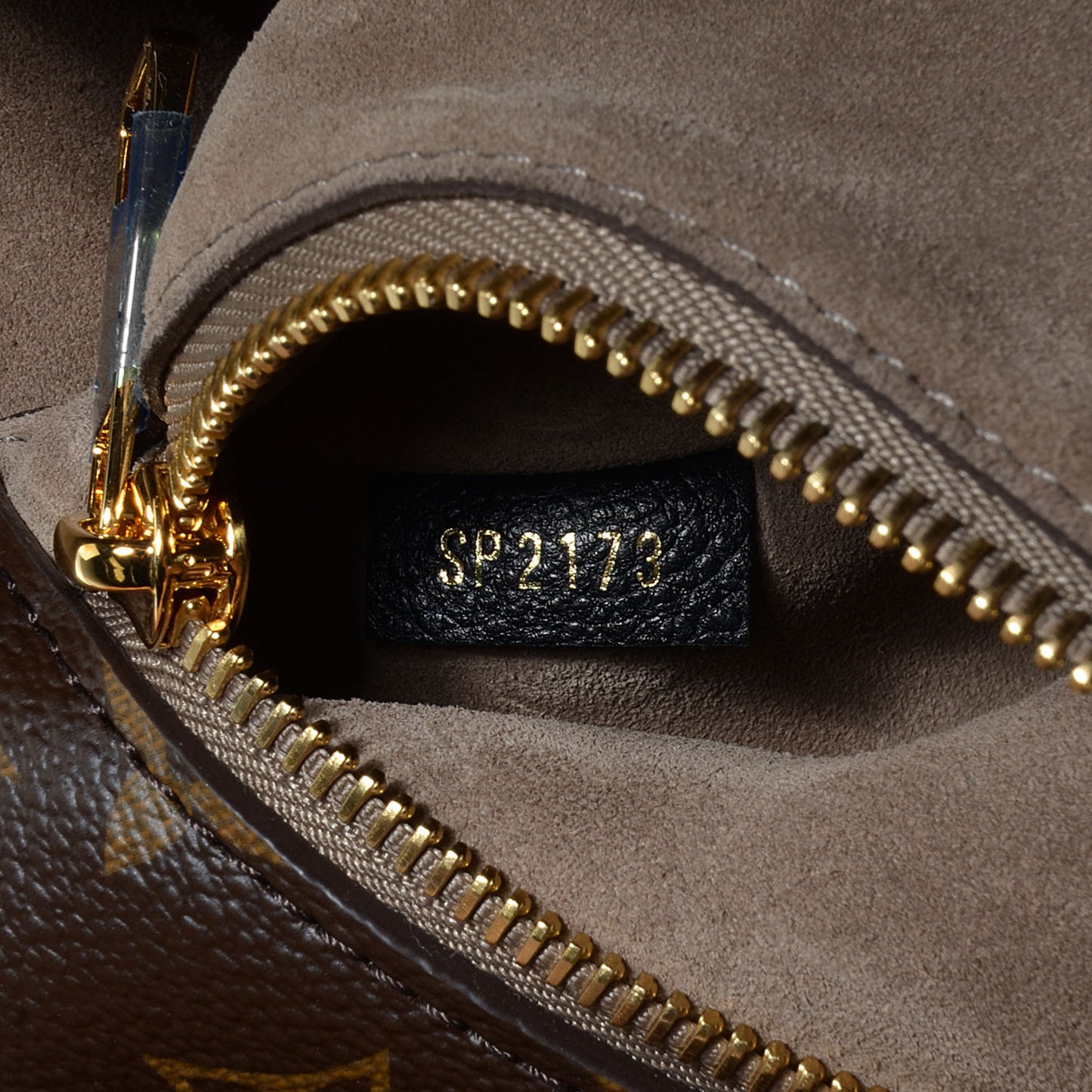 Monogram Tote W PM Black