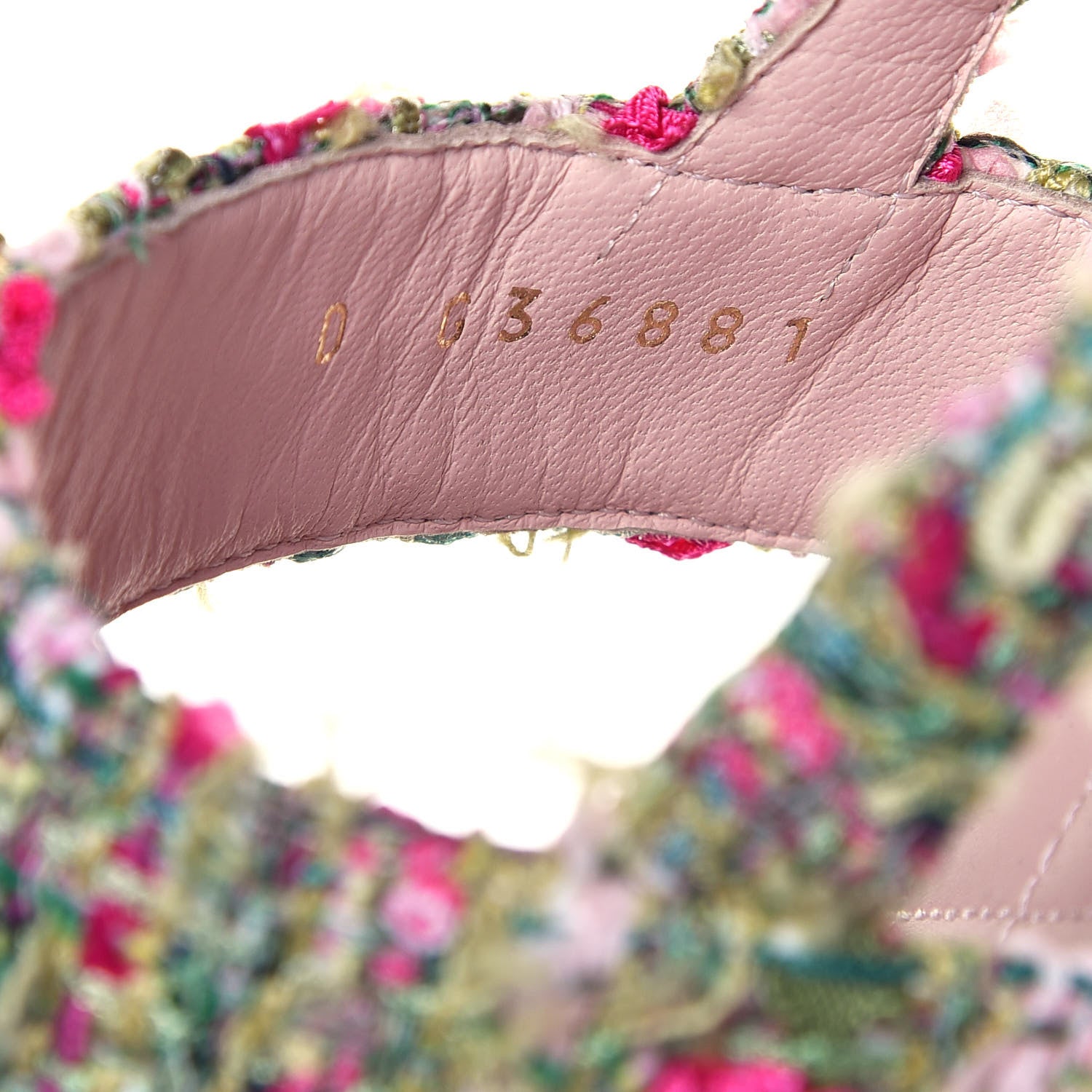 Chanel Tweed CC Logo Thong Sandals 37.5 Green Pink White 8 of 11