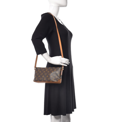 Louis Vuitton Monogram Trotteur 2 of 12