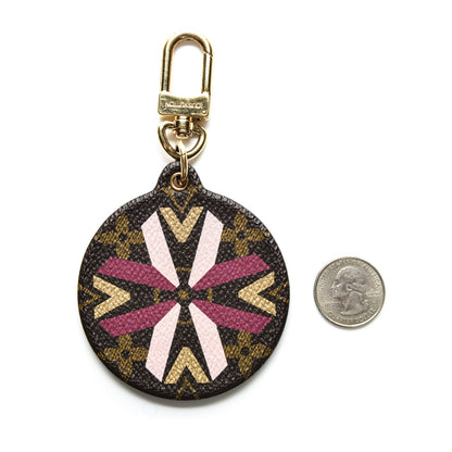 Louis Vuitton Monogram Illustre Multi V Bag Charm Key Ring Fuchsia 2 of 4