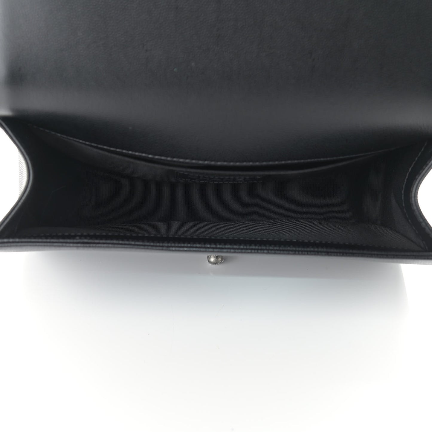 Caviar Quilted Medium Boy Flap Black
