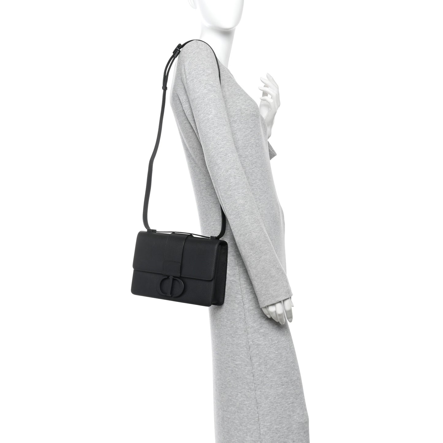 Ultra Matte Grained Calfskin 30 Montaigne Flap Bag Black