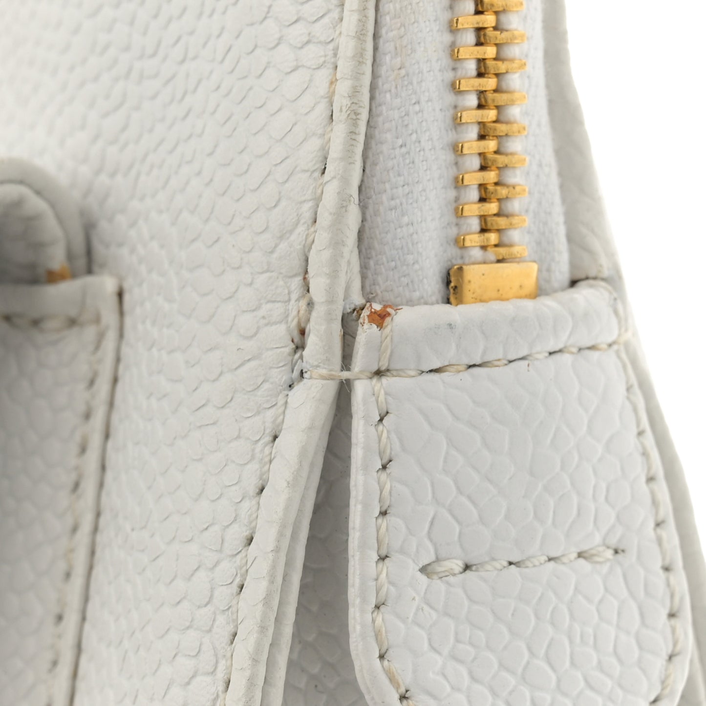 Caviar CC Shoulder Bag White