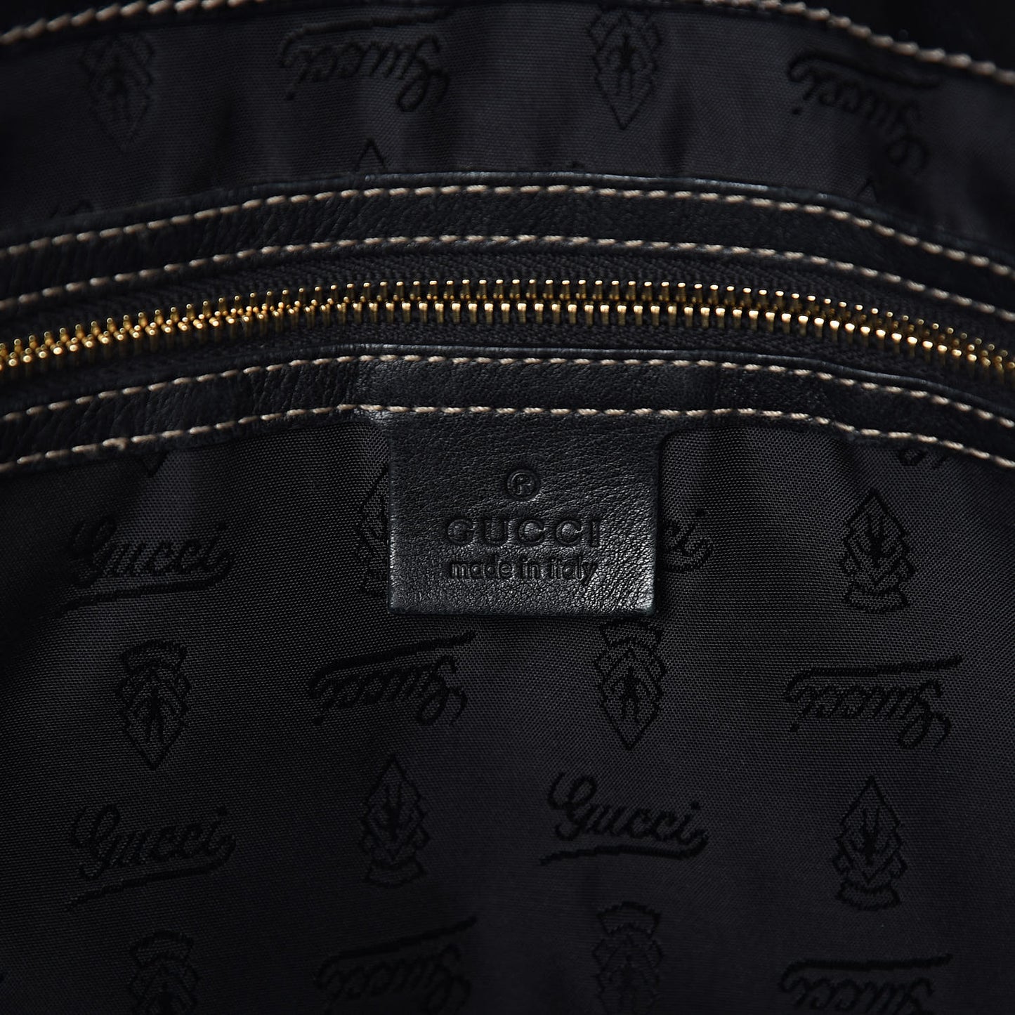 Dialux Medium Britt Shoulder Bag Black