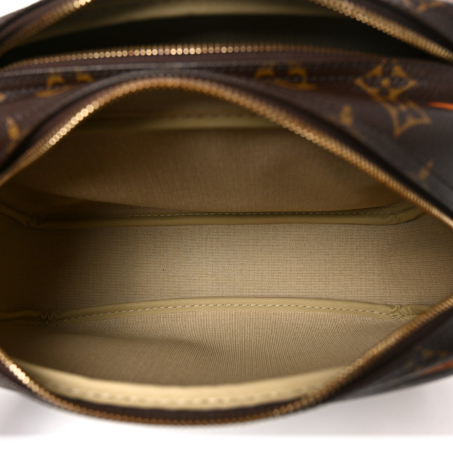 Louis Vuitton Monogram Reporter PM 5 of 9