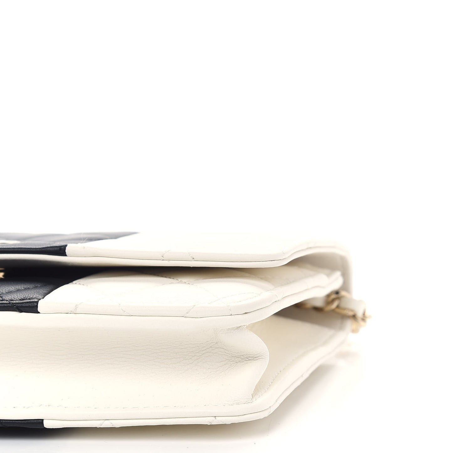 Lambskin Quilted Wallet On Chain WOC White Black