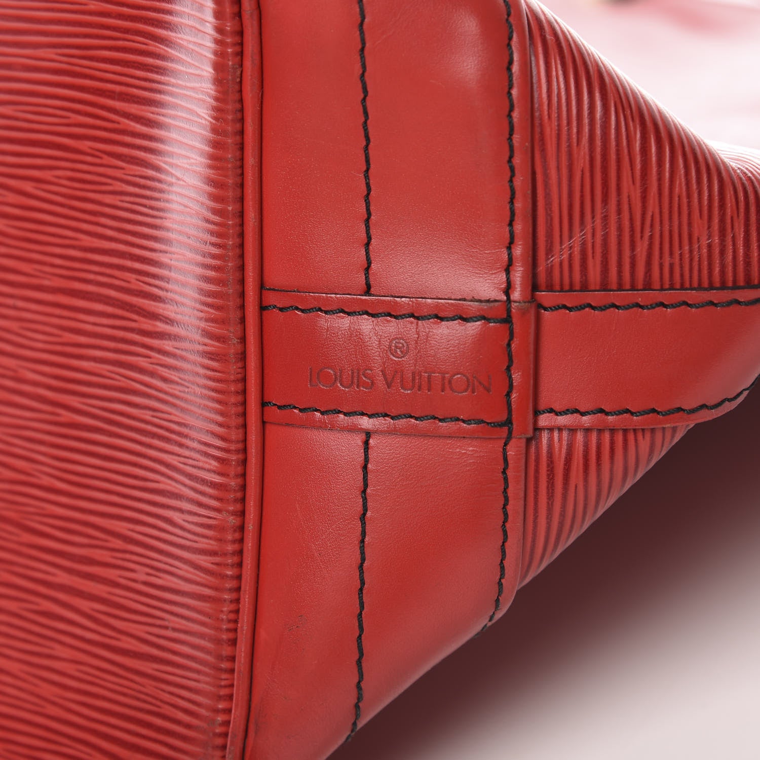 Louis Vuitton Epi Noe Castillan Red 6 of 23