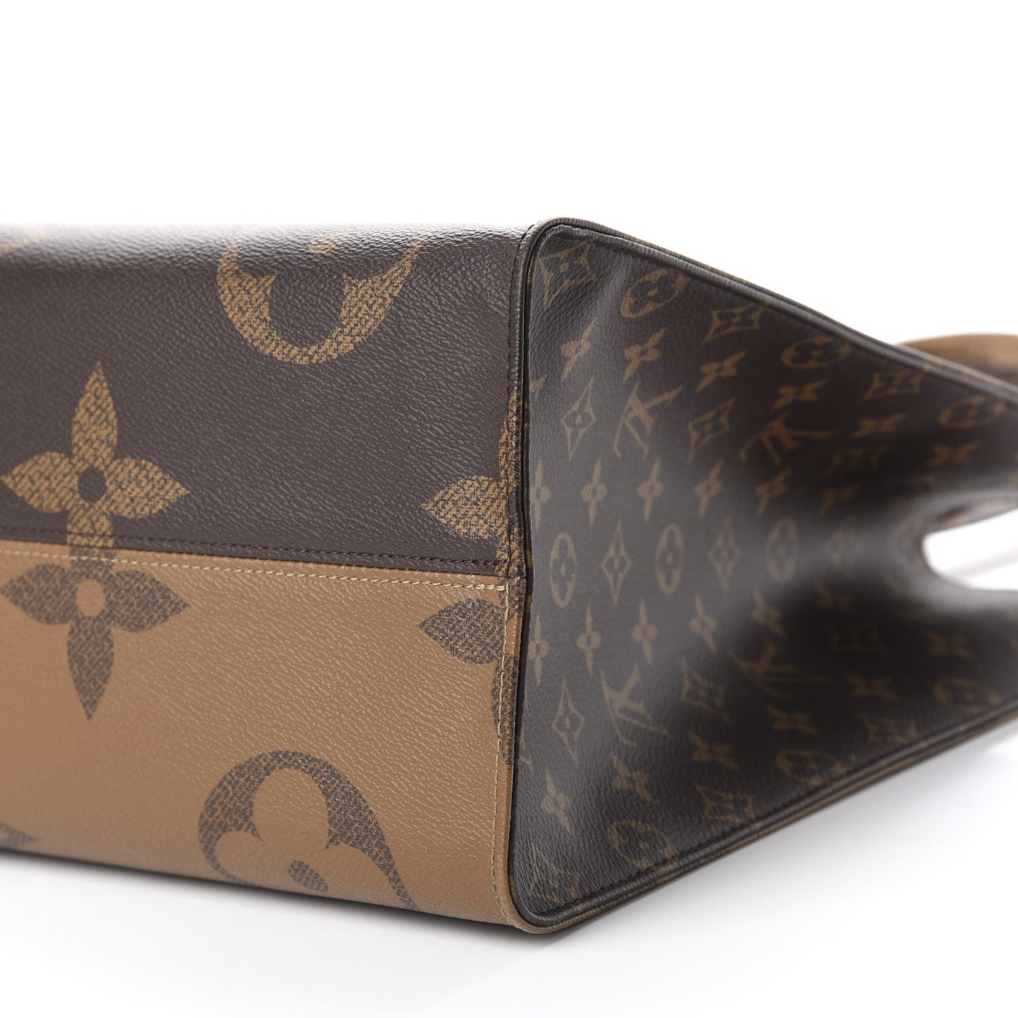 Reverse Monogram Giant Onthego GM